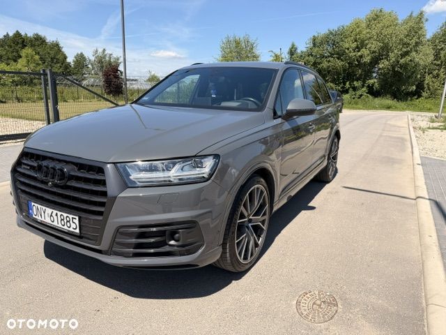 Audi Q7 - 11