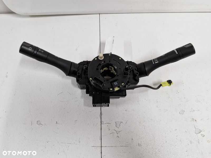 NISSAN JUKE F15 I 1 PRZEŁĄCZNIK ZESPOLONY TAŚMA ZWIJAK CZUJNIK KĄTA SKRĘTU - 1