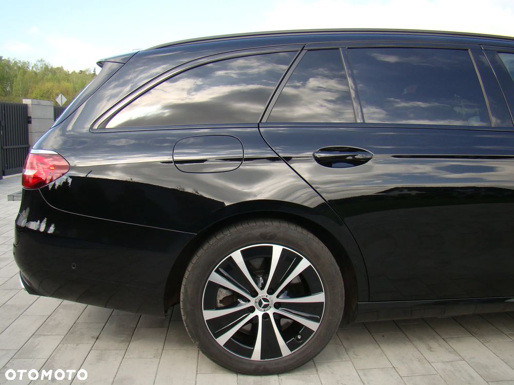 Mercedes-Benz Klasa E 300 de 9G-TRONIC Avantgarde - 12