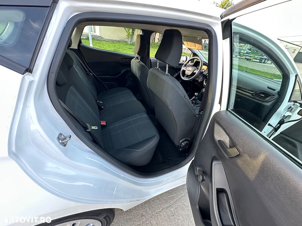 Ford Fiesta 1.1 Trend Connected - 33