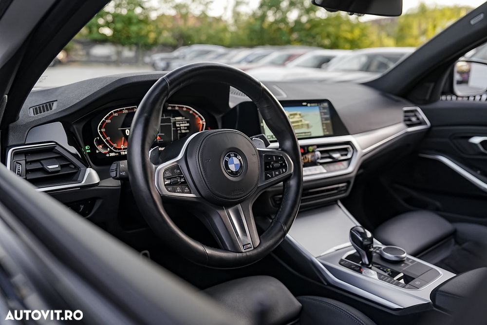 BMW Seria 3 330i Aut. M Sport - 13