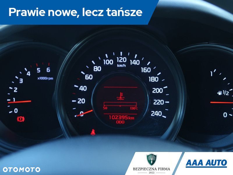 Kia Ceed - 12
