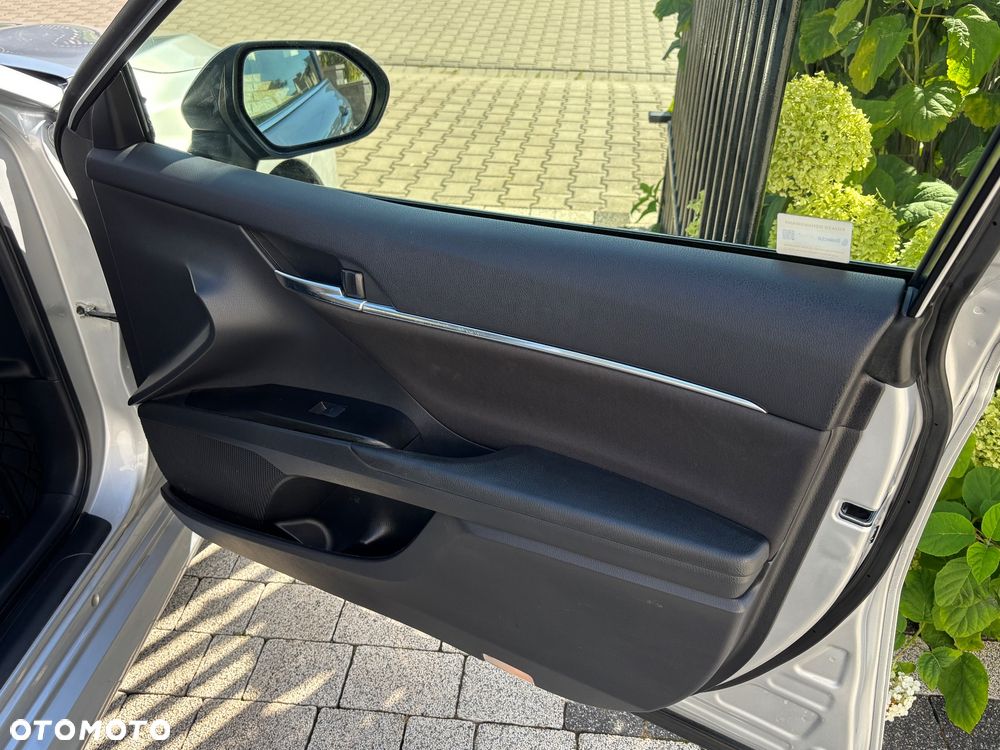 Toyota Camry 2.5 Hybrid Comfort CVT - 15