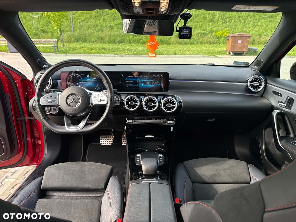 Mercedes-Benz Klasa A 250 4-Matic AMG Line 7G-DCT - 11