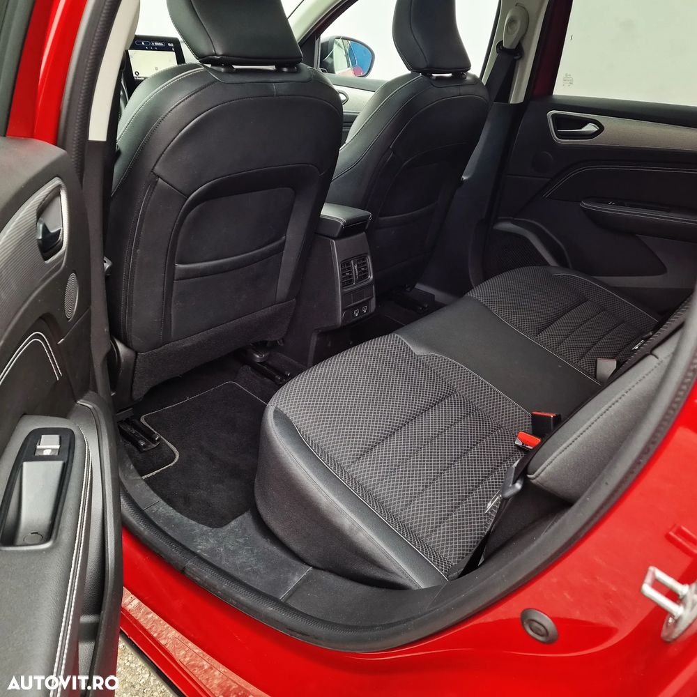 Renault Arkana MHEV 140 EDC Techno - 12