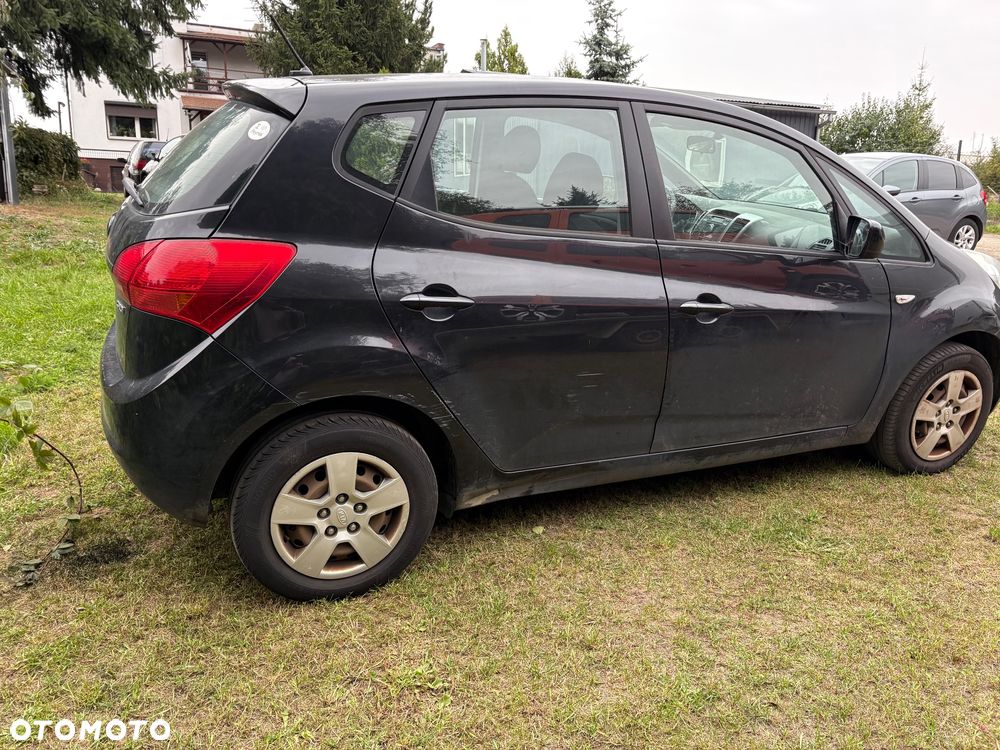 Kia Venga 1.4 CRDi 90 Dream-Team Edition - 4