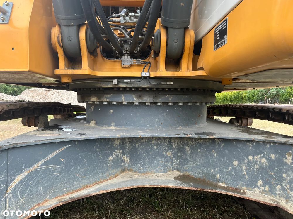 Liebherr R924LC - 15