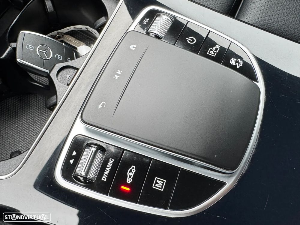 Mercedes-Benz GLC 300 - 33