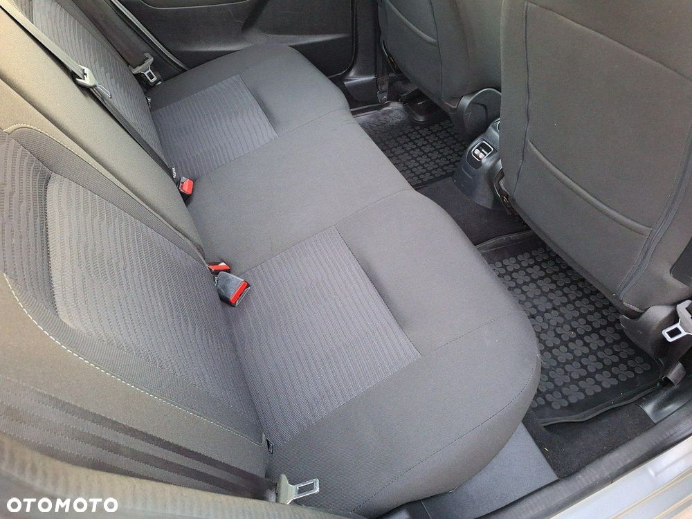 Peugeot 301 1.6 BlueHDi Active - 17