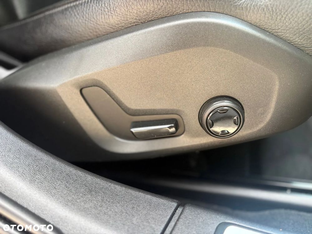 Volvo V90 D4 AWD Geartronic Momentum - 14