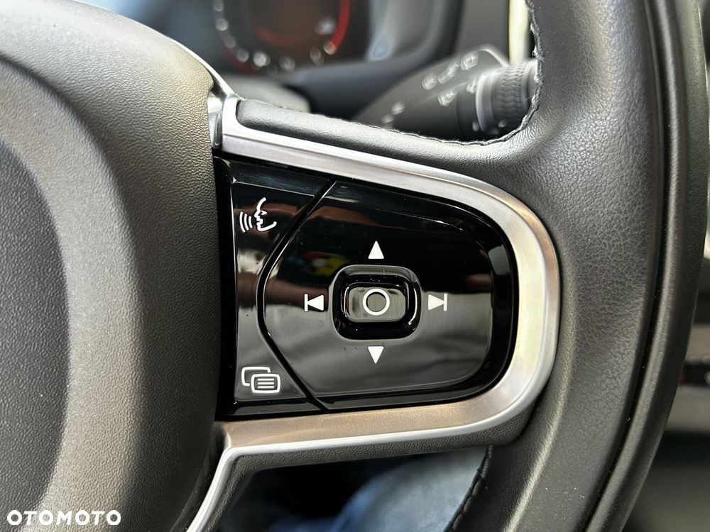 Volvo XC 90 - 24