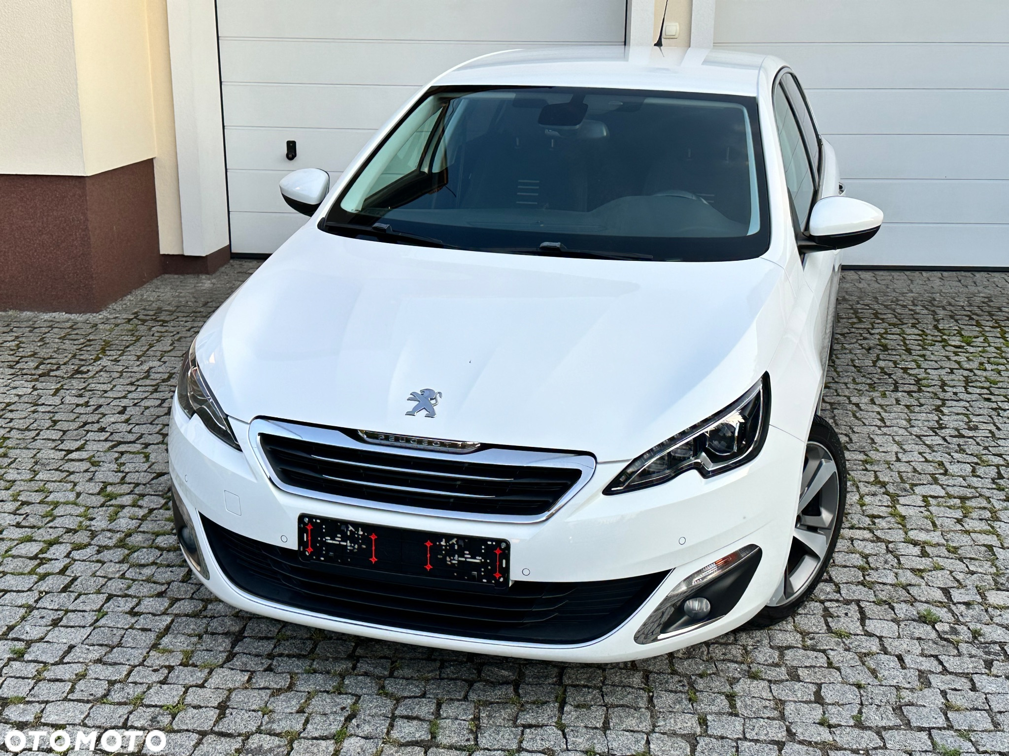 Peugeot 308 SW e-HDi FAP 115 Stop&Start Business Line Niveau 1 - 2