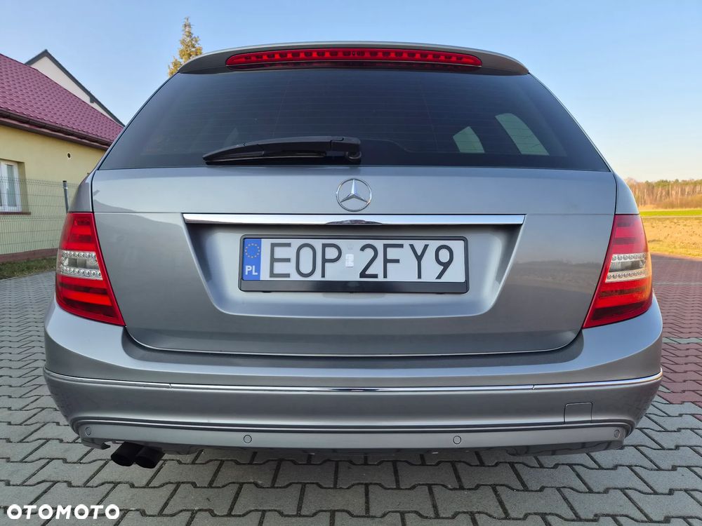 Mercedes-Benz Klasa C 180 BlueEFFICIENCY Avantgarde - 15