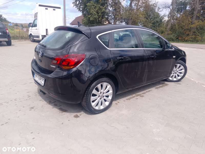 Opel Astra 1.4 T Cosmo S&S - 3