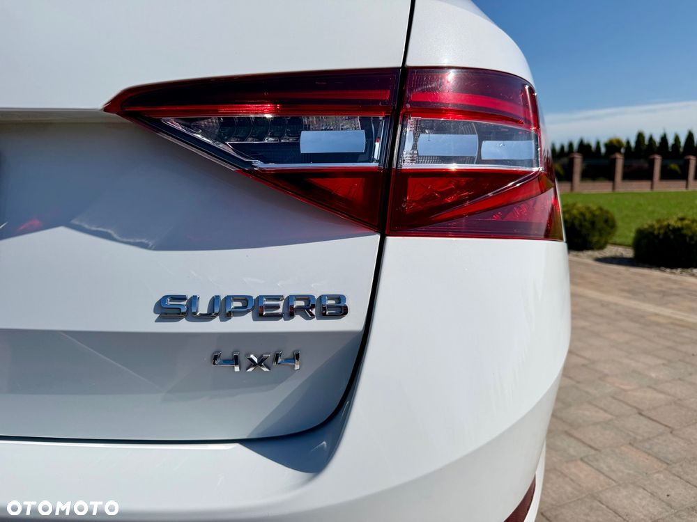 Skoda Superb 2.0 TDI DSG L&K - 14