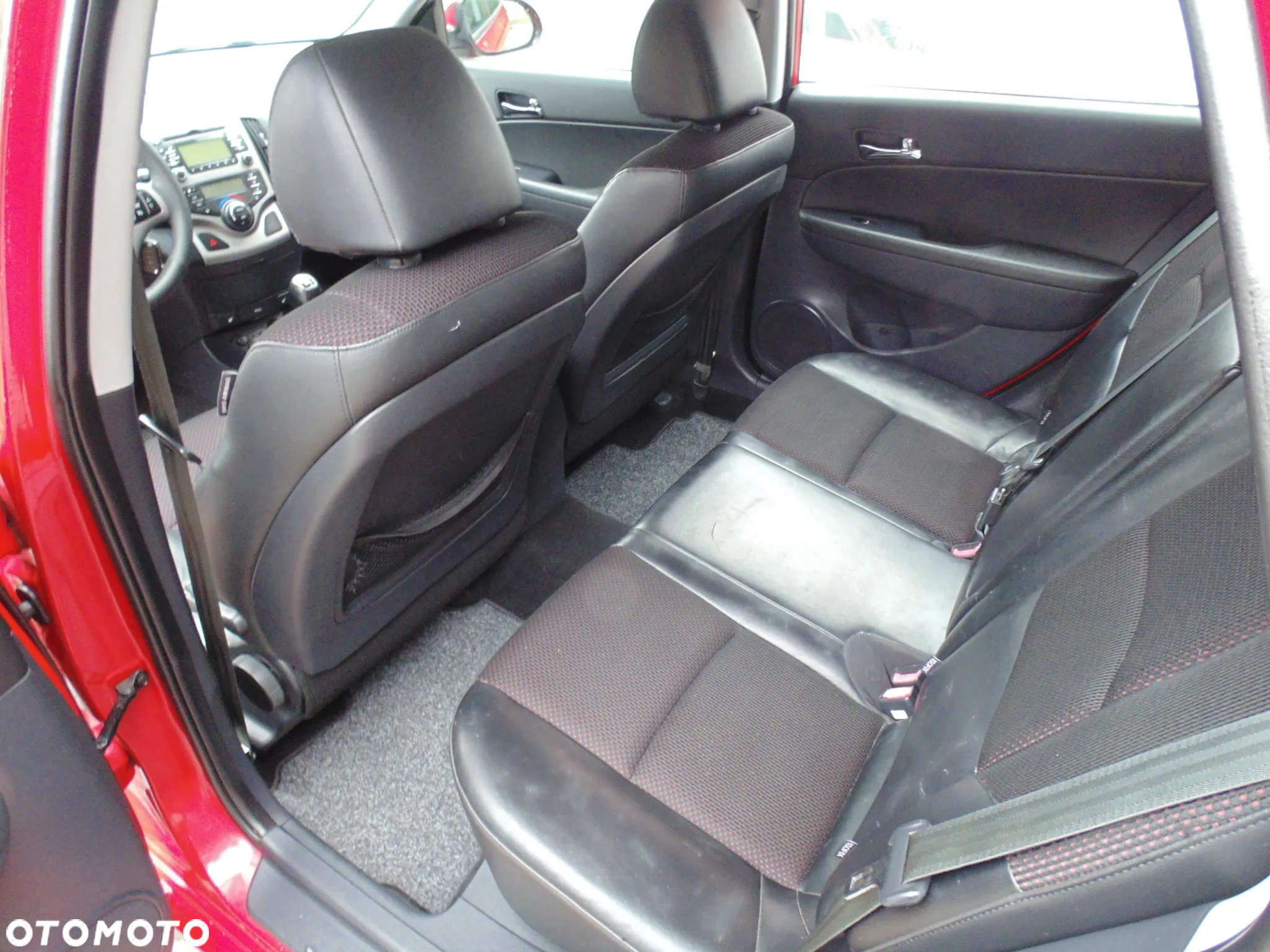 Hyundai i30 1.6 Premium - 10