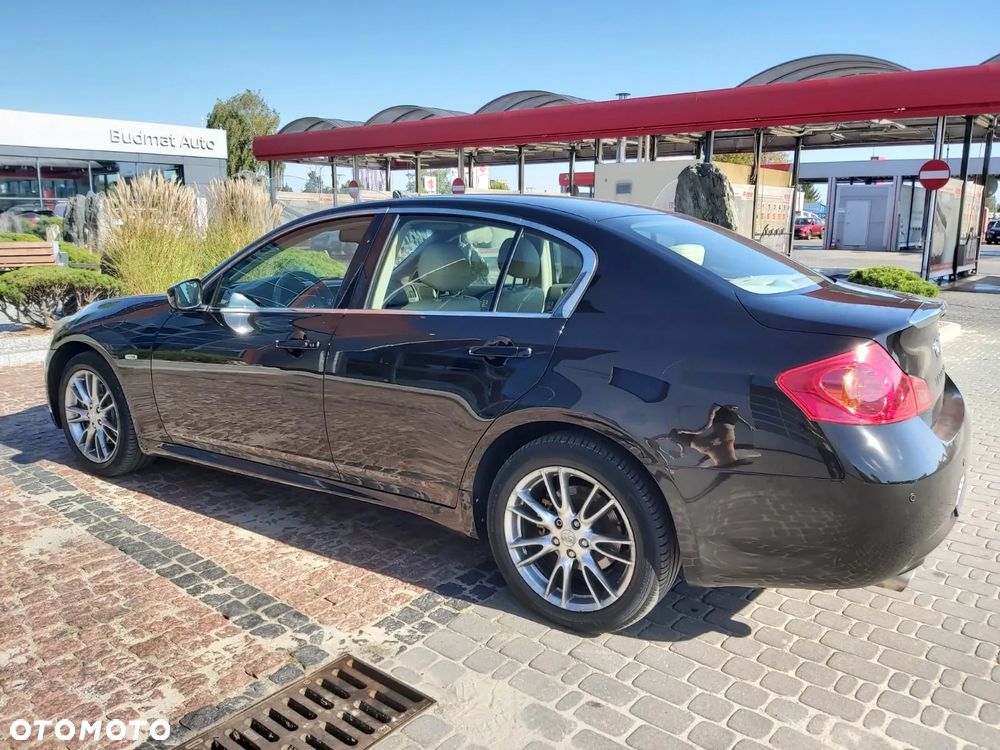 Infiniti G G37 AWD - 3