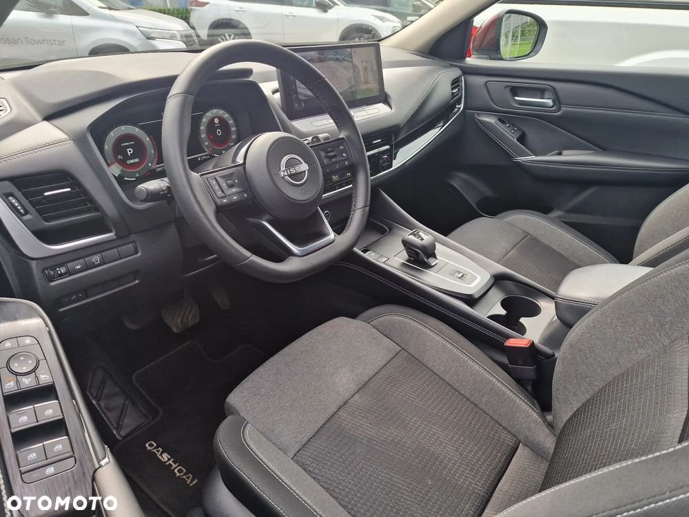 Nissan Qashqai 1.3 DIG-T mHEV N-Connecta Xtronic - 6