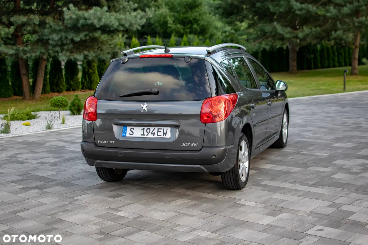 Peugeot 207 - 26