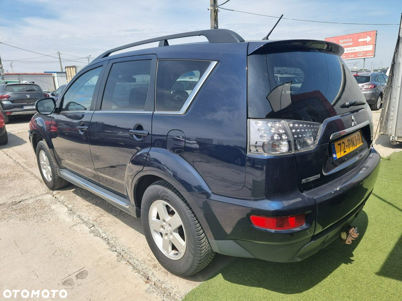 Mitsubishi Outlander - 6