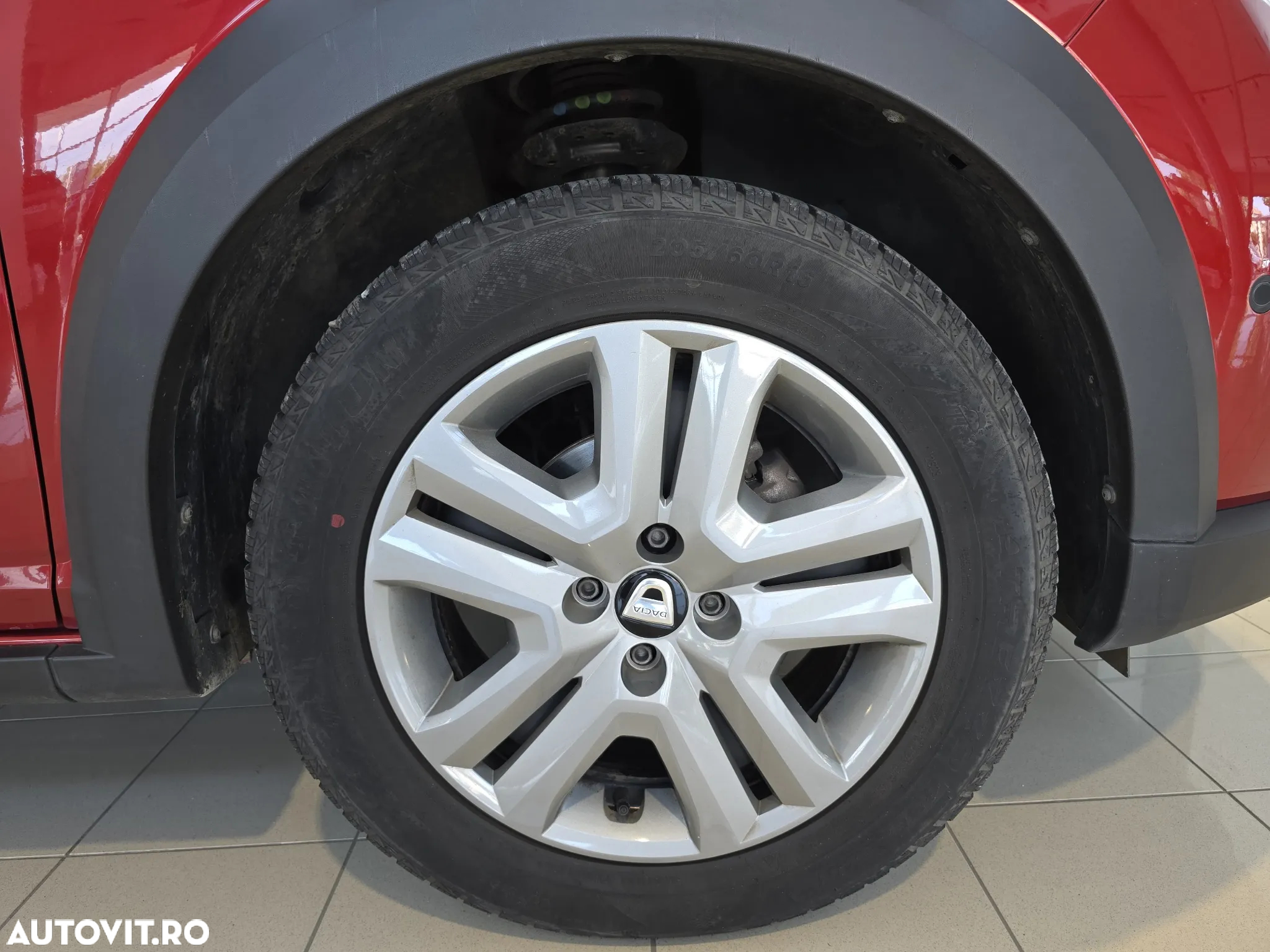 Dacia Sandero Stepway TCe 90 MT6 Comfort - 4