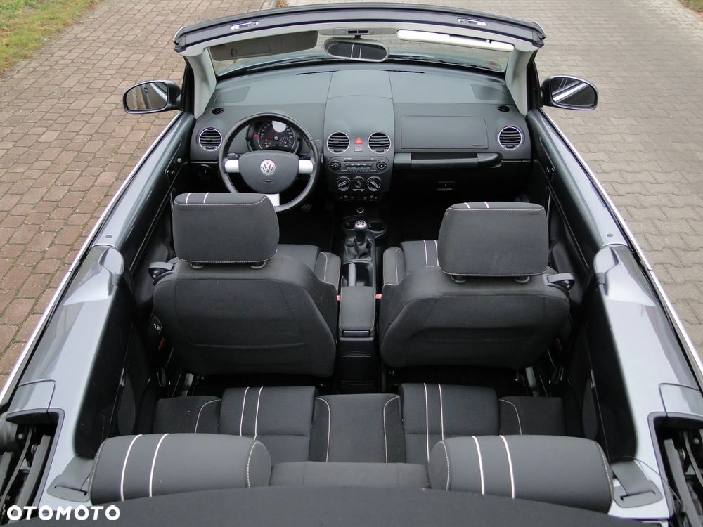 Volkswagen New Beetle 1.6 Freestyle - 9