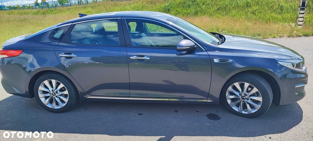 Kia Optima - 6