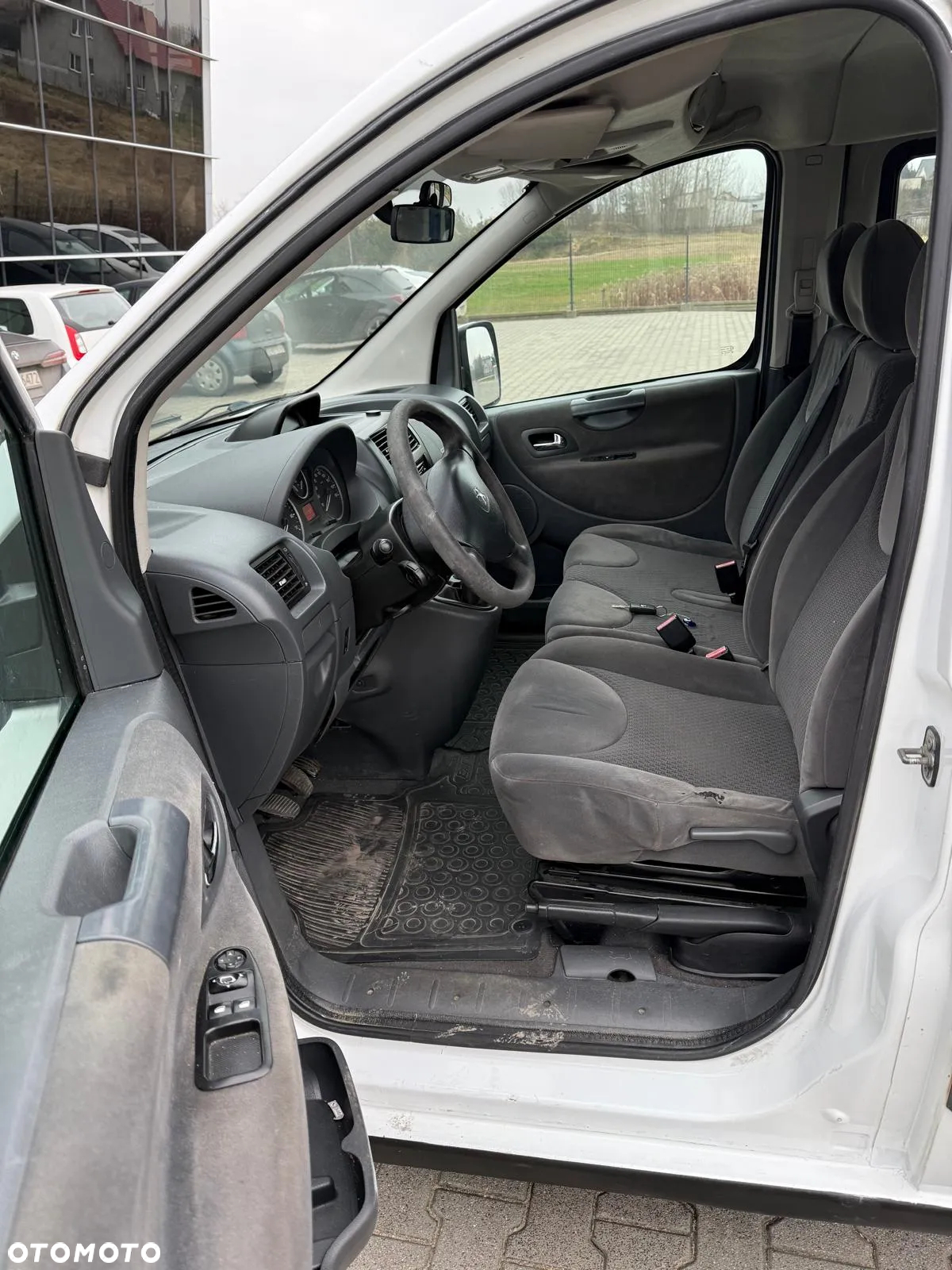 Peugeot Expert - 9