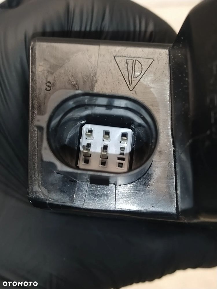 PORSCHE TAYCAN 9JA 19- LAMPA TYŁ TYLNA LED PRAWA LEWA  BASE USA ORYGINAŁ - 13