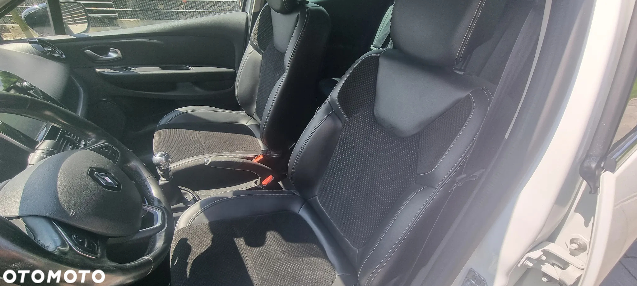 Renault Clio Energy dCi 110 Bose Edition - 24