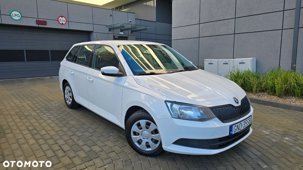Skoda Fabia 1.0 Ambition - 2