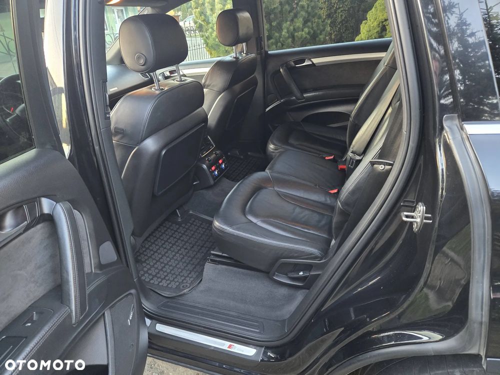 Audi Q7 - 12