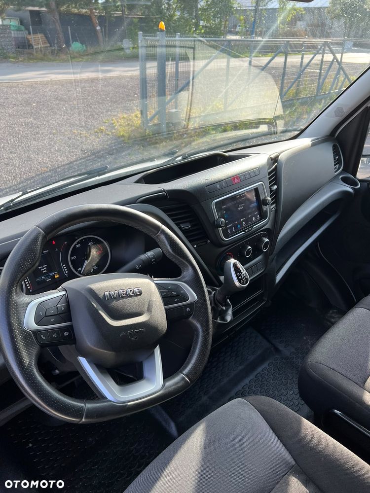 Iveco Daily Brygadówka - 12