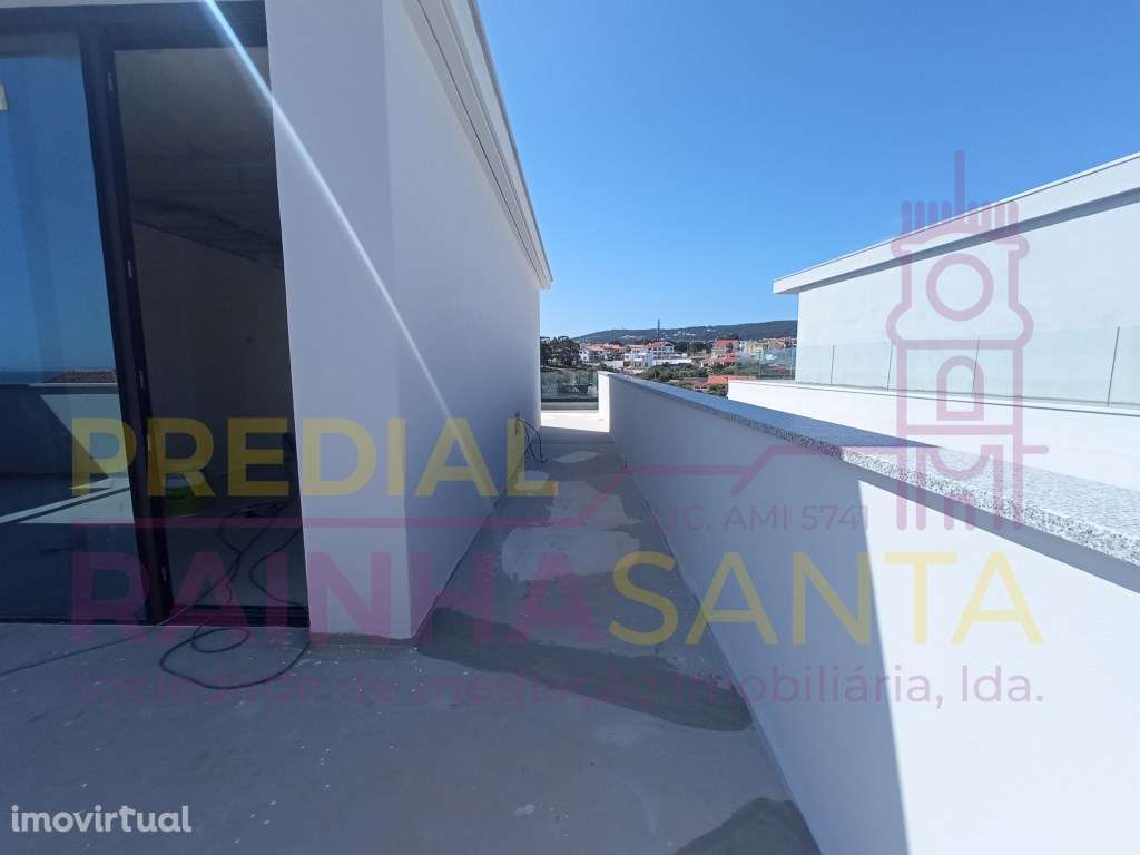 Moradia M5 c/ elevador, piscina e vistas mar_ Figueira da Foz - Grande imagem: 2/11