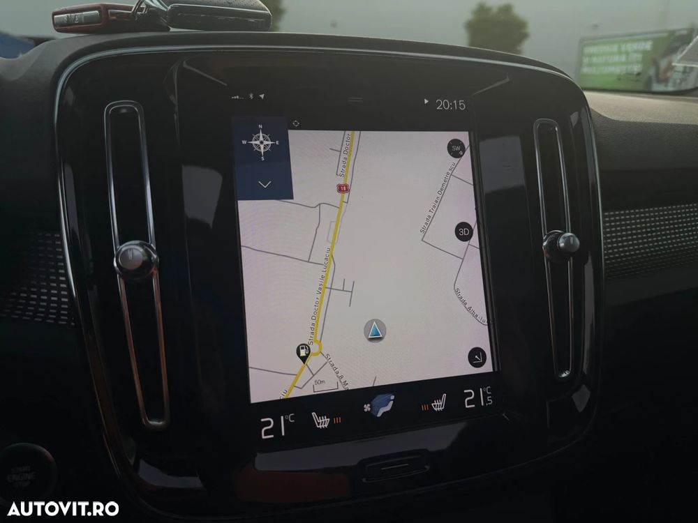 Volvo XC 40 D4 AWD Geartronic R-Design - 10