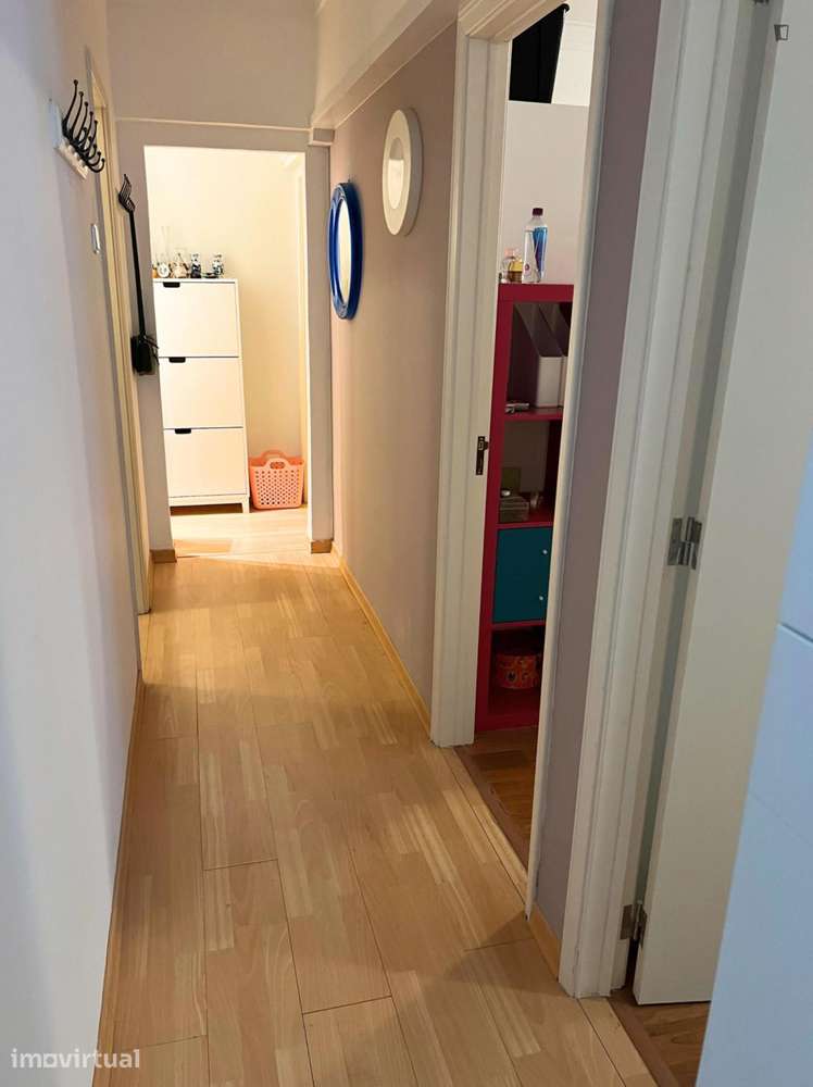 Quarto - localizado em Alcântara Lisbon - Grande imagem: 5/5