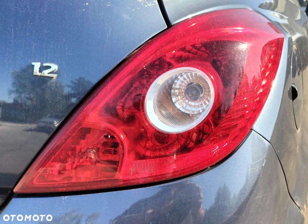 OPEL CORSA D 3D KLAPA BAGAŻNIKA TYŁ TYLNA Z168 - 11