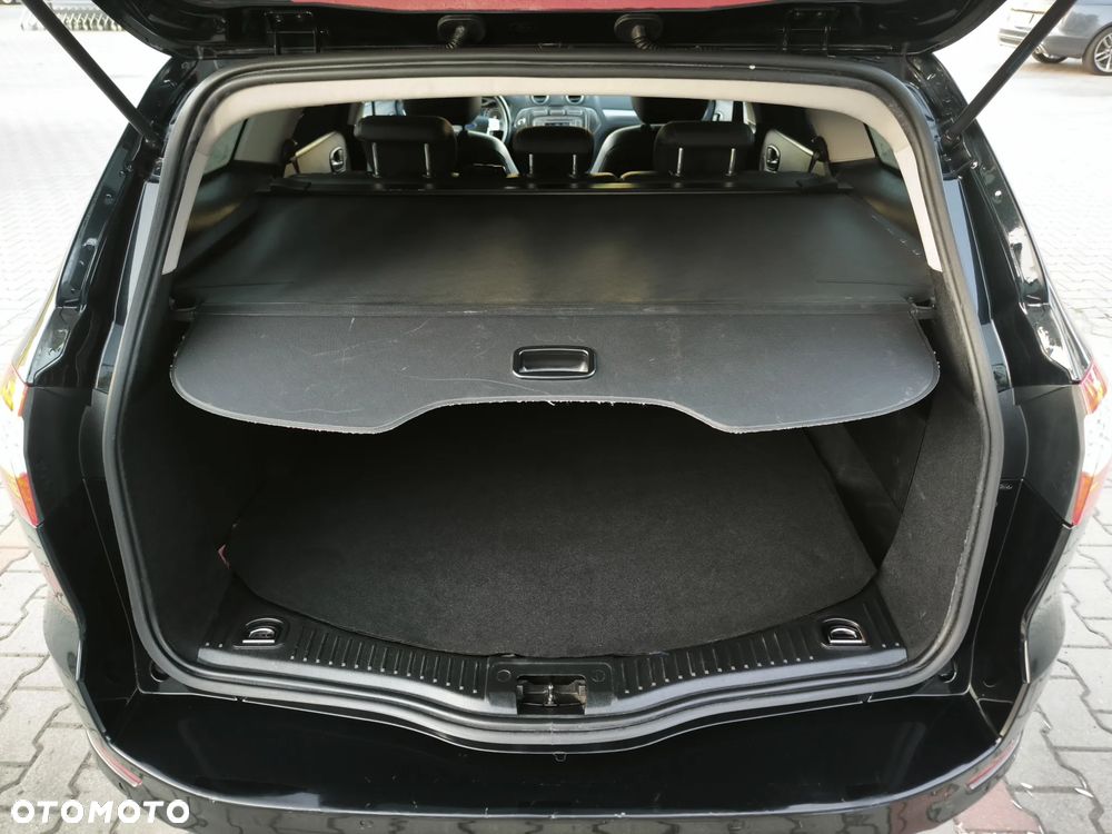 Ford Mondeo 2.0 TDCi Titanium - 37