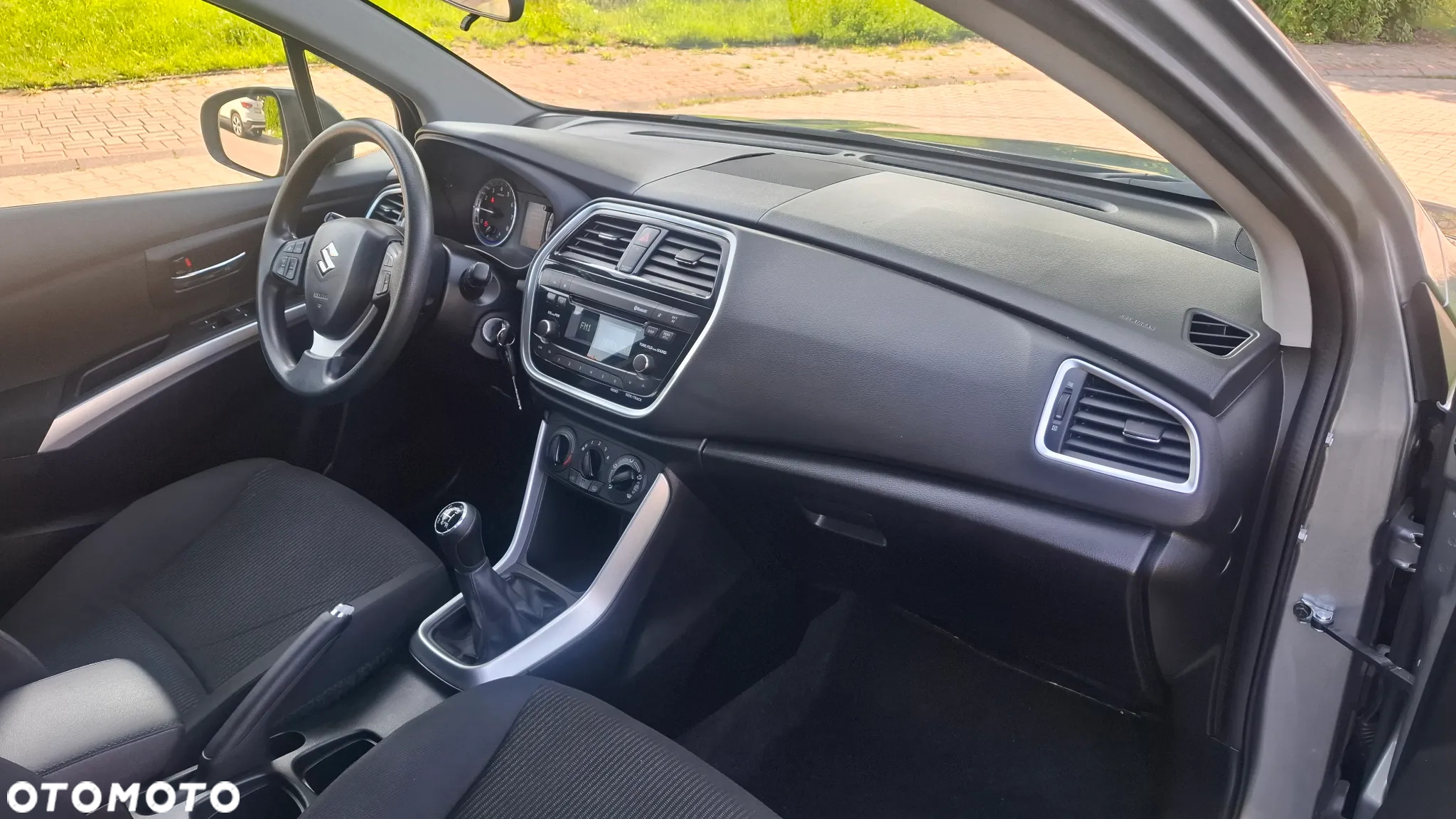 Suzuki SX4 S-Cross 1.0 T Comfort - 8
