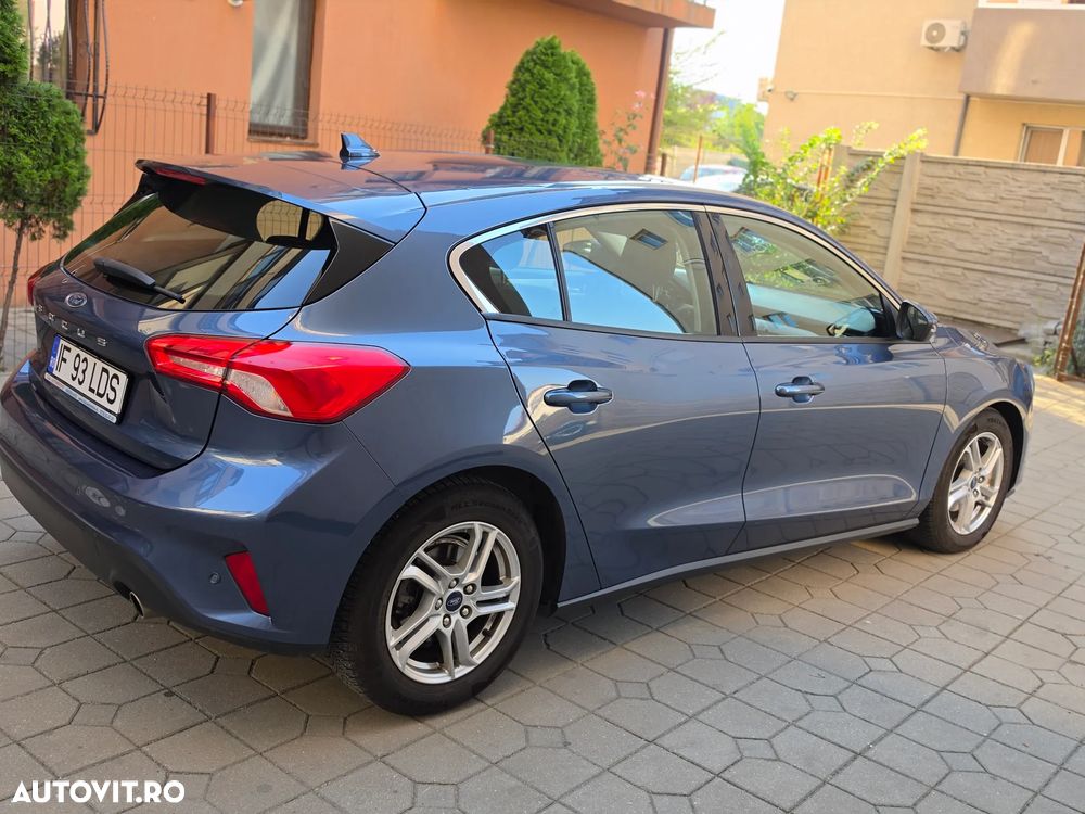 Ford Focus - 20