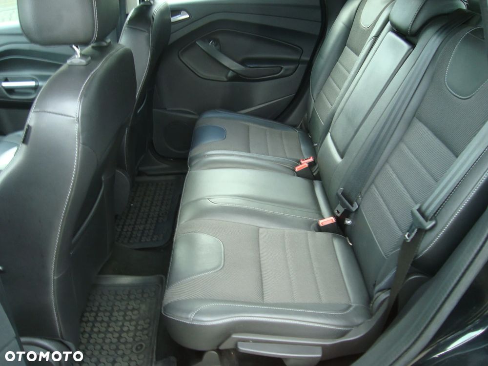 Ford Kuga - 11