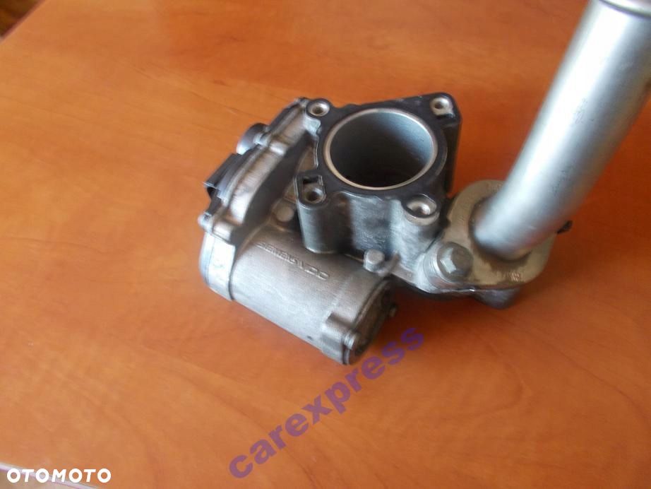 ZAWÓR EGR 2.0 DCI TRAFIC VIVARO LAGUNA III KOLEOS - 1