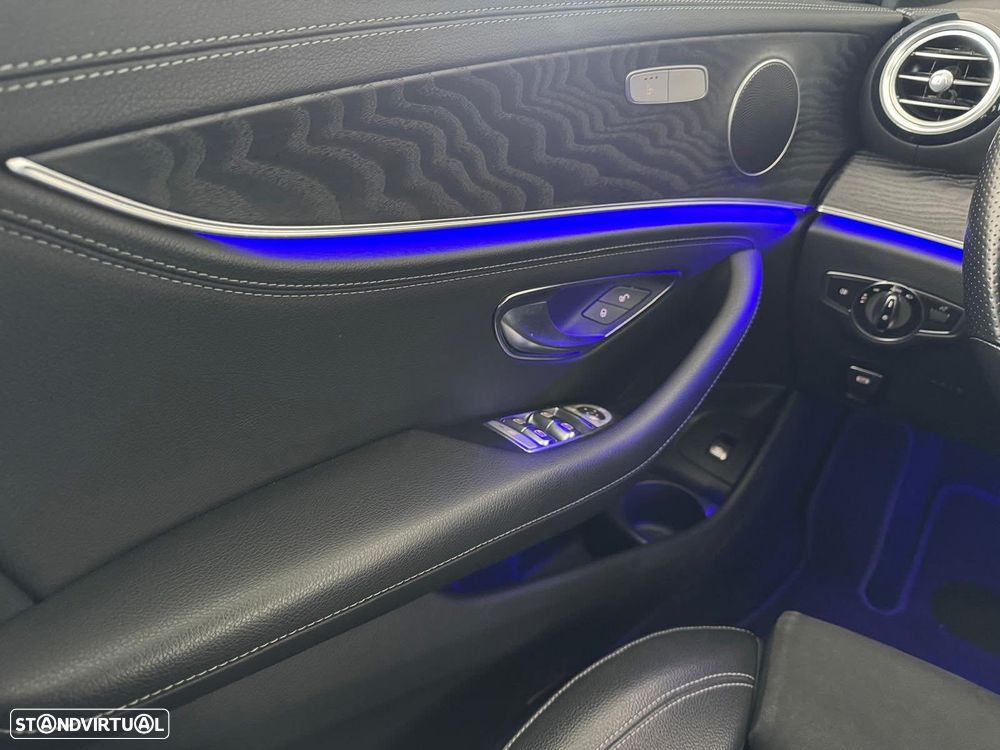 Mercedes-Benz E 220 d 4Matic 9G-TRONIC AMG Line - 23