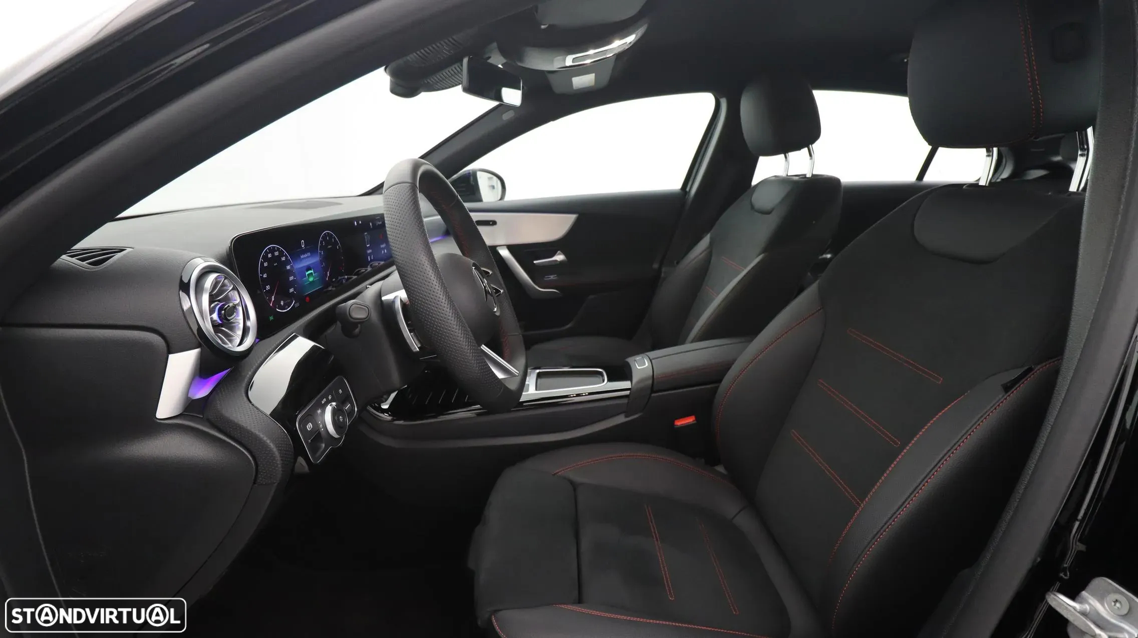 Mercedes-Benz A 200 Limousine AMG Line Aut. - 12
