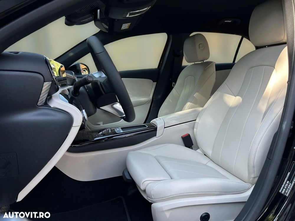 Mercedes-Benz A 180 MHEV 7G-DCT - 13