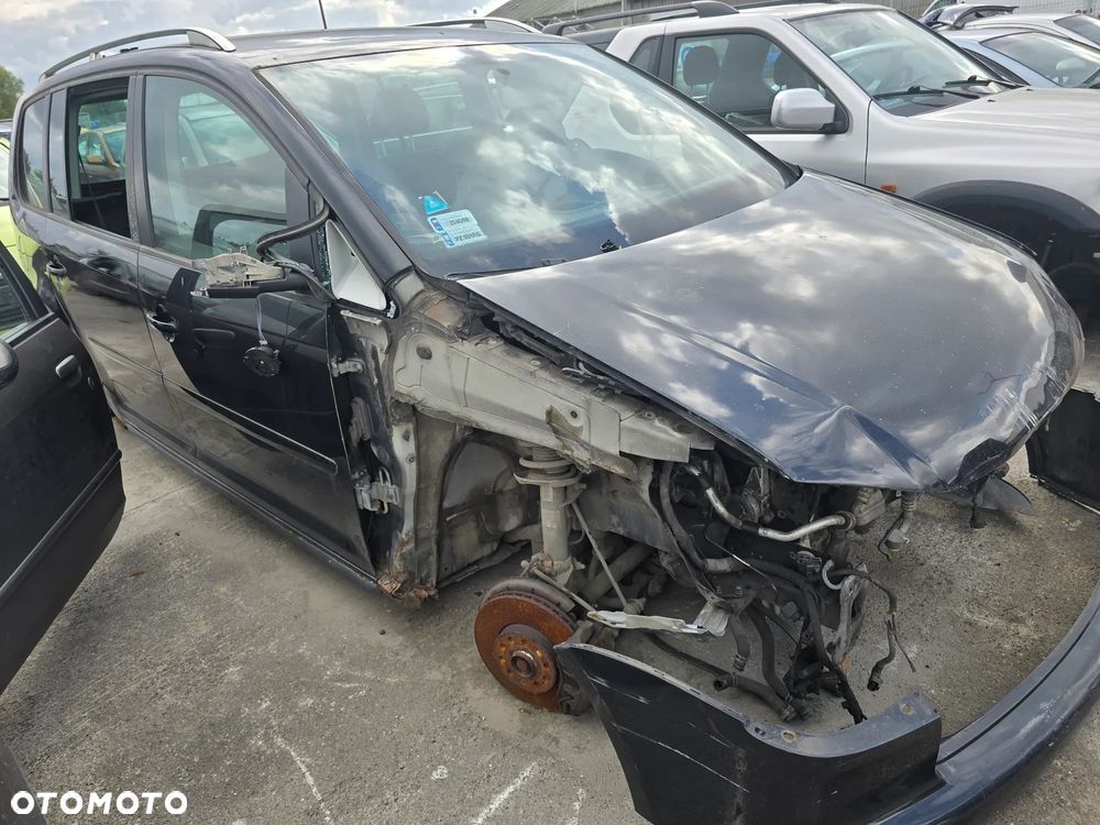A097 / VOLKSWAGEN TOURAN / NA CZĘŚCI - 2