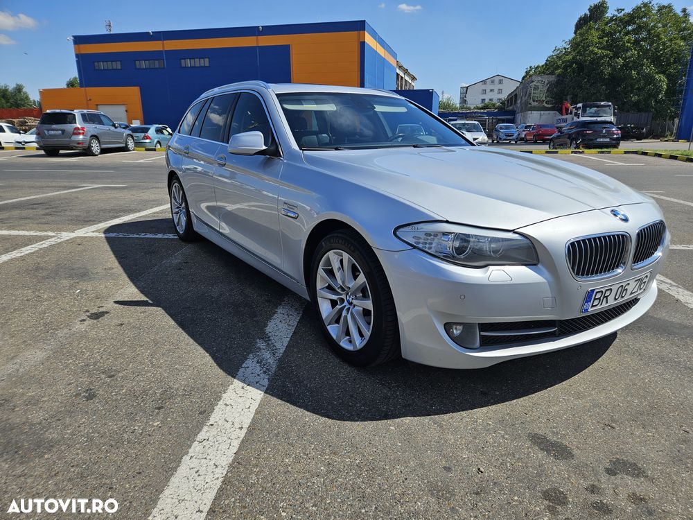 BMW Seria 5 520d Touring Aut. Modern Line - 2