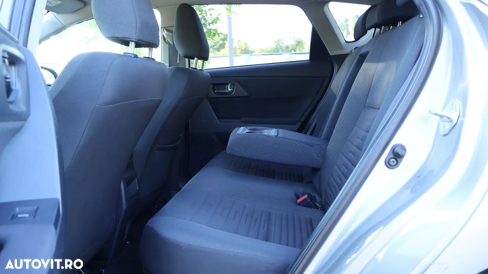 Toyota Auris - 11