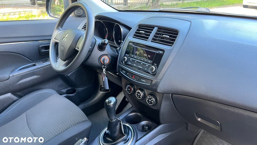 Mitsubishi ASX 1.6 Inform - 23