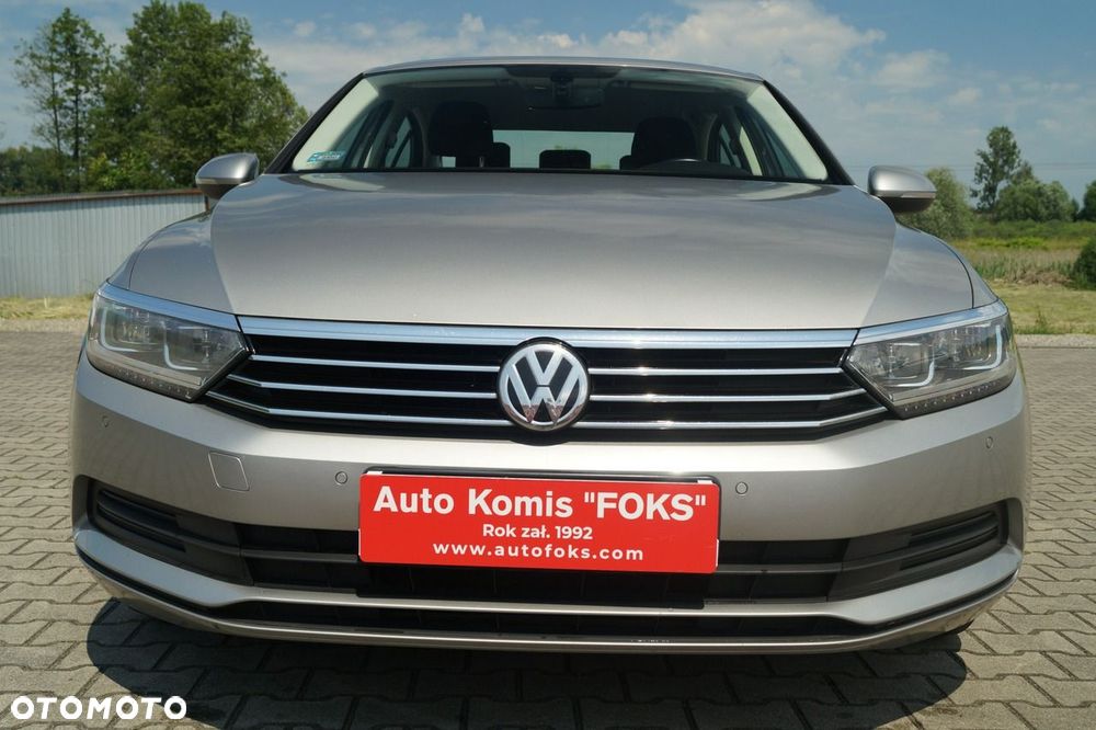 Volkswagen Passat - 9